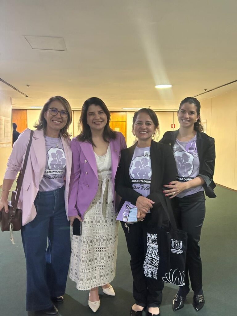 SINDAOPCPB participa de ato em Brasília pela aposentadoria especial da mulher policial 5 WhatsApp Image 2025 08 19 at 17.27.21