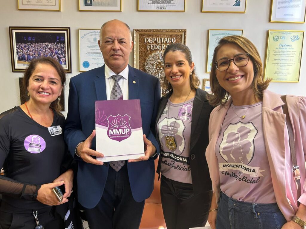 SINDAOPCPB participa de ato em Brasília pela aposentadoria especial da mulher policial 4 WhatsApp Image 2025 08 19 at 17.27.22
