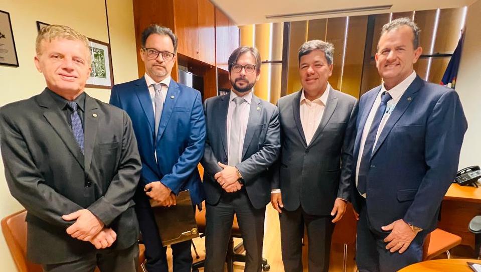 SINDAOPCPB participa de reunião da Cobrapol com relator da PEC da Segurança em defesa das prerrogativas dos policiais civis 1 SINDAOPCPB participa de reunião da Cobrapol com relator da PEC da Segurança em defesa das prerrogativas dos policiais civis