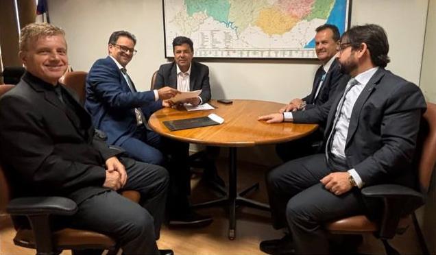 SINDAOPCPB participa de reunião da Cobrapol com relator da PEC da Segurança em defesa das prerrogativas dos policiais civis 2 WhatsApp Image 2025 09 23 at 14.57.00 2